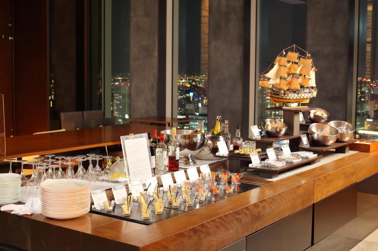 Nagoya Prince Hotel Sky Tower Екстериор снимка A buffet at a hotel