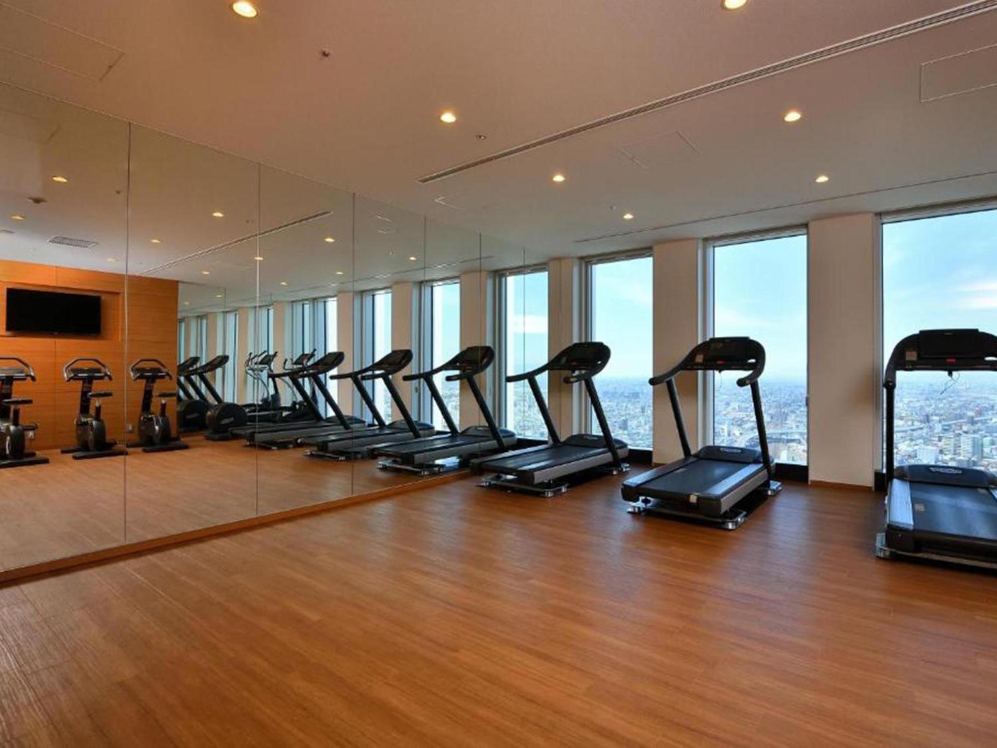 Nagoya Prince Hotel Sky Tower Екстериор снимка The gym