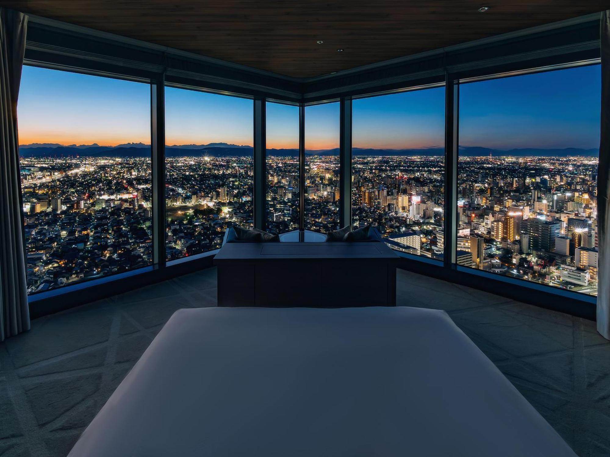 Nagoya Prince Hotel Sky Tower Екстериор снимка