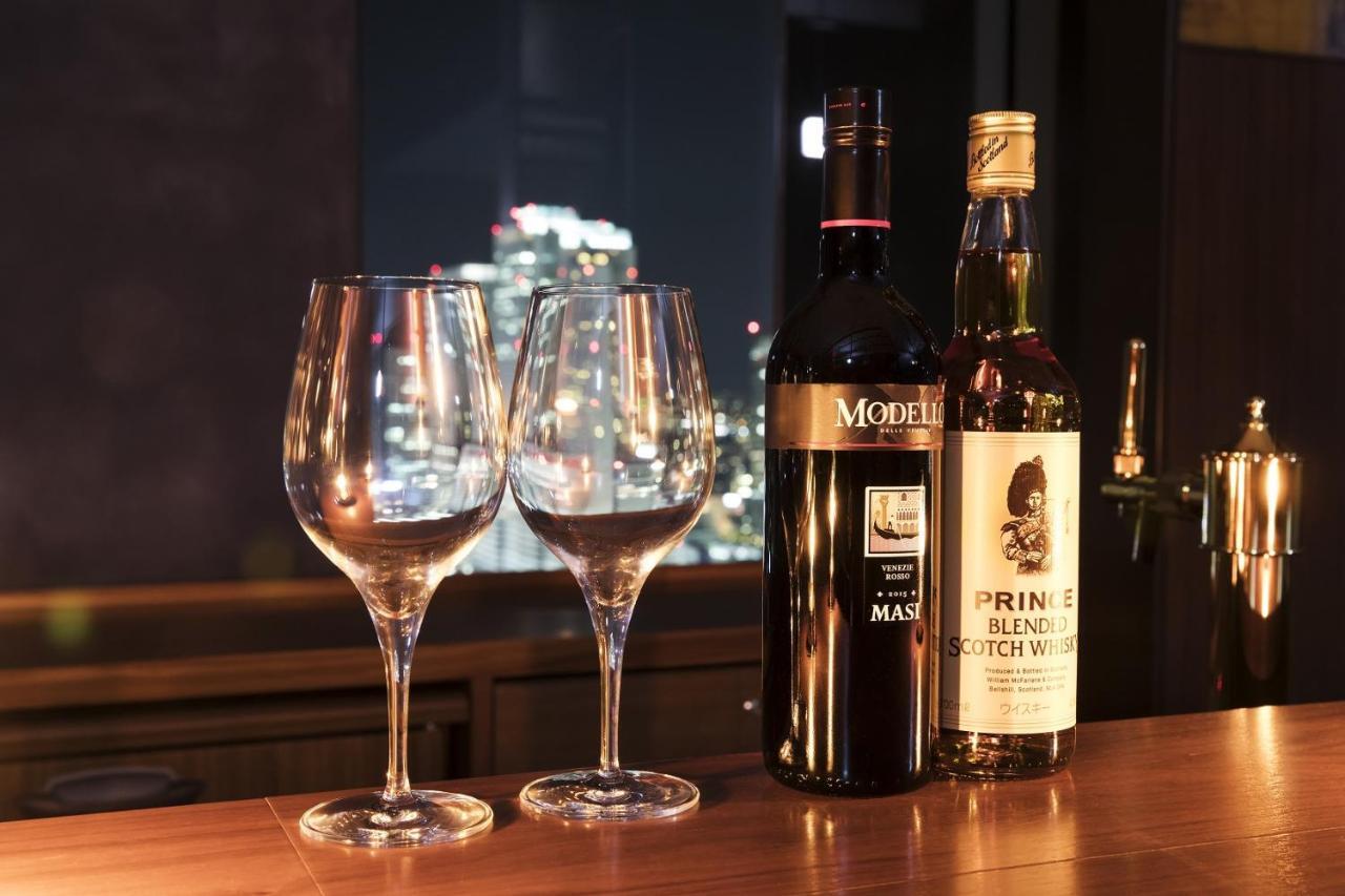 Nagoya Prince Hotel Sky Tower Стая снимка Wine glasses